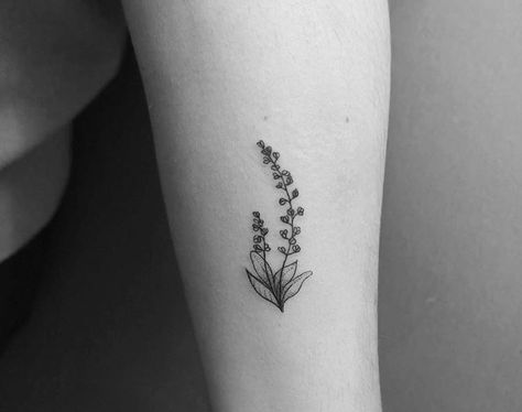 Black And White Bluebonnet Tattoo, Blue Bonnet Tattoo Black, Blue Bonnets Tattoo, Bluebonnet Tattoo Black And White, Blue Bonnet Tattoo, Bluebonnet Tattoo, Tattoo Black And White, Black And White Google, 18th Bday