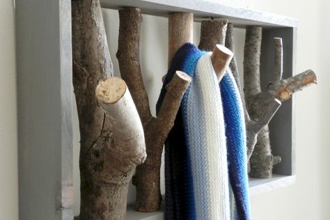 branch rack Mitten Drying Rack, Glove Drying Rack, Drying Rack Ideas, Diy Drying Rack, Crib Spring, Diy Mittens, Old Cribs, Diy Rack, Diy Coat Rack