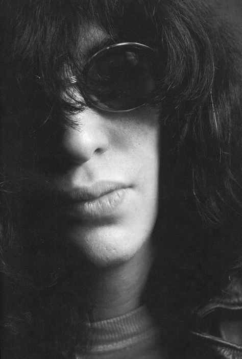 Joey Ramone Without Glasses, Baby Joey, Joey Ramone, Dee Dee, Perfect Love, Ramones, Round Sunglass Women, Rock Music, Round Sunglasses