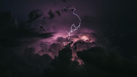 #lightning #sky night sky #cloudy #stormy purple sky #4K #wallpaper #hdwallpaper #desktop Stormy Weather Aesthetic Wallpaper, Weather Aesthetic Wallpaper, Stormy Weather Aesthetic, Stormy Night Sky, Thunderstorm Pictures, Lightning Sky, Google Backgrounds, Hd Sky, Weather Aesthetic