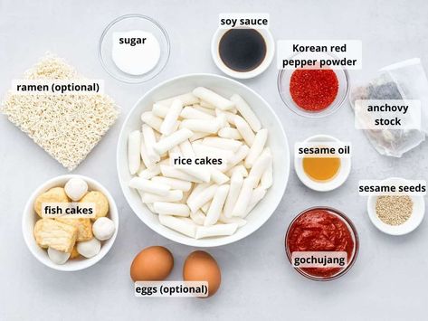 Tteokbokki Sauce Recipe, Korean Dishes Recipes, Honey Garlic Chicken Sauce, Rice Cakes Korean, Rice Cake Calories, Easy Tteokbokki, Tteokbokki Sauce, Tteokbokki Recipe Easy, Cakes Korean