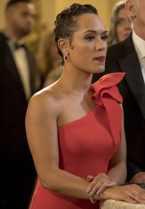 Anika Calhoun, Grace Byers, Grace Gealey, Empire Cast, Cookie Lyon, Short Hair Designs, Hype Hair, Empire Season, Shaved Hair Cuts