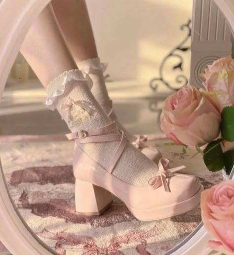 Mary Jane Platform Shoes, Soft Pink Theme, Dr Shoes, Cute Shoes Heels, Princess Core, Pastel Pink Aesthetic, Pink Girly Things, Pink Vibes, Girly Shoes