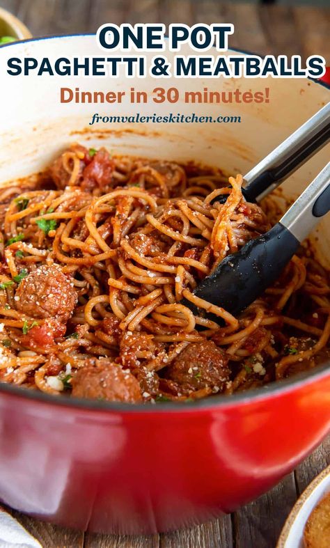 Spaghetti And Frozen Meatballs, Frozen Italian Meatballs, Spaghetti Meatball Recipes, Frozen Meatball Recipes, Baked Spaghetti And Meatballs, Spaghetti Recipes Easy, One Pot Spaghetti, Meatball Dinner, Meatball Pasta