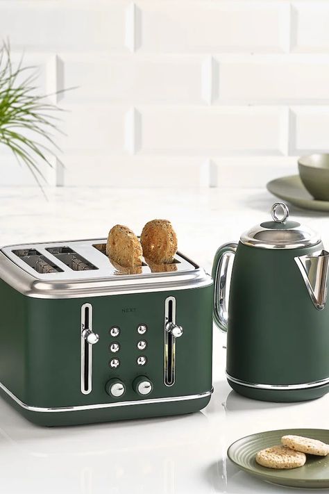 Toaster And Kettle Set, Green Kitchen Appliances, Green Toaster, Green Kitchen Accessories, 4 Slice Toaster, Kitchen Finds, Sliced Bread, Kettle And Toaster, Water Level