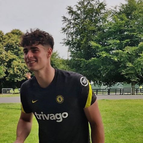 Kepa Arrizabalaga, Football Boyfriend, Club World Cup, Christian Pulisic, Mason Mount, Soccer Guys, Chelsea Football, Basketball Girls, Soccer Boys