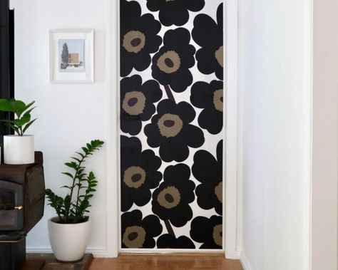 Door renovation ideas: A DIY fabric makeover - The Interiors Addict Hollow Core Door Makeover, Door Renovation, Door Makeover Diy, Flat Panel Doors, Fabric Door, Wallpaper Door, Faux Panels, Hollow Core Doors, Panel Moulding