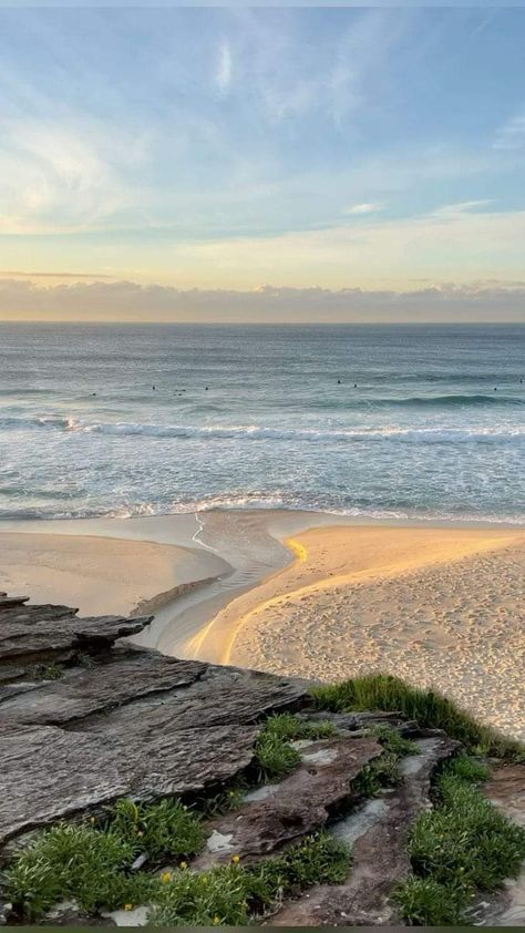 Bronte Beach, Beach Sunrise, Sunrise Beach, Sunny Beach, Most Beautiful Beaches, Screen Savers, Summer Aesthetic, Beautiful Beaches, Poster Wall