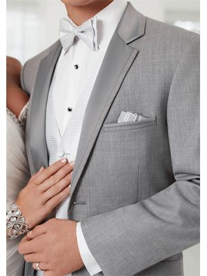 Grey Tux, Tuxedo Wedding Suit, Suits Groom, Grey Tuxedo, Wedding Tux, Best Man Wedding, Groomsmen Suits, Tuxedo Wedding, Love Jeans