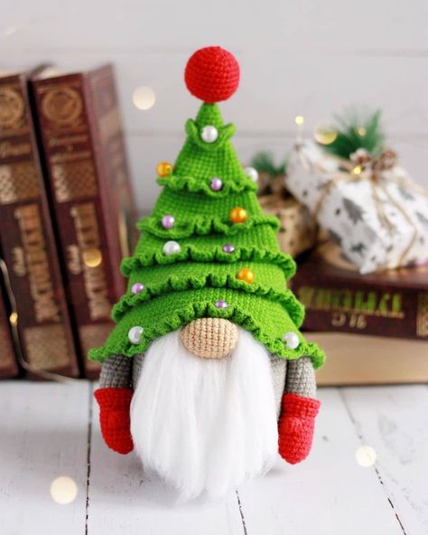 Christmas Gnome Amigurumi Free Pattern – Amigurumi Christmas Scandinavian, Crochet Gnome, Confection Au Crochet, Crochet Xmas, Holiday Crochet, Gnome Patterns, Christmas Crochet Patterns, Crochet Animal Patterns, Crochet Toy