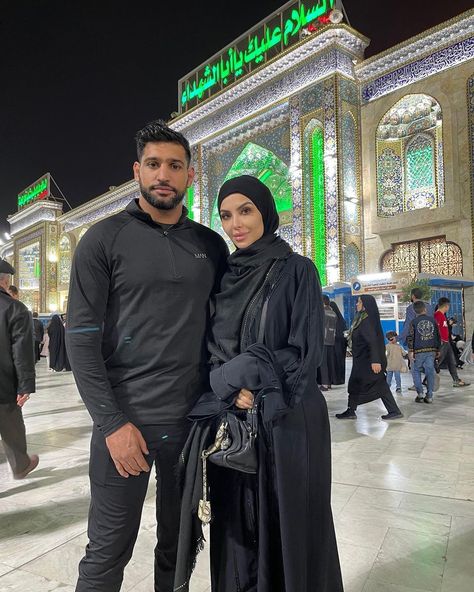 Pakistani Boxer Amir Khan visites Najaf Iraq with his pretty wife Faryal Makhdoom. . . #amirkhan #faryalmakhdoom #celebrity #boxer #najaf #iraq #fyp #foryou #fypviral #holyshrine #njedit Amir Khan Boxer, Faryal Makhdoom, Amir Khan, Iraq, Celebrities, Quick Saves