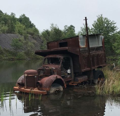 Abandoned Vehicles, Rust In Peace, Abandoned Train, Rusty Cars, Old Pickup, Old Pickup Trucks, Antique Trucks, Old Classic Cars, Abandoned Cars