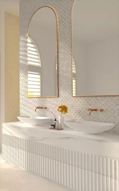 Ultimate guide on the top bathroom trends in 2023, including designers’ favorite colors, materials, patterns, design concepts, and stylish design ideas. Balcon Mic, Bathroom Interior Design Luxury, Washroom Design, Bathroom Paint Colors, Bathroom Design Inspiration, Bathroom Design Decor, Bathroom Top, Bathroom Inspiration Decor, Bathroom Trends