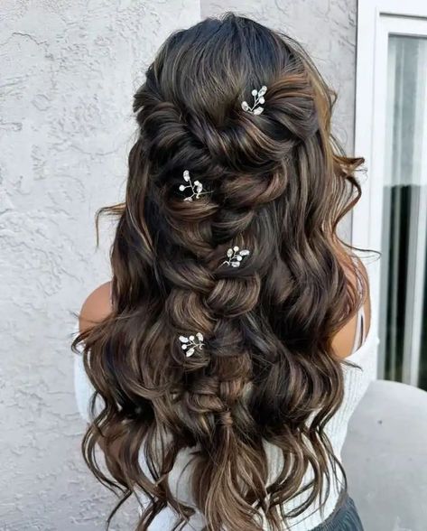 Thanksgiving Hairstyles Hairstyles For Ponytails Simple, Winter Formal Hairstyles For Long Hair, Cute Church Hairstyles, Christmas Hairstyles For Long Hair, Cute Christmas Hairstyles, Holiday Hairstyles Easy, Church Hairstyles, Thanksgiving Hairstyles, Fun Hairstyles