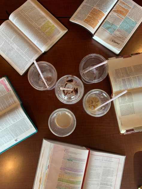 Cafe Bible Study, Bible Study And Coffee, Coffee Bible Study, Bible Study Date Aesthetic, Group Bible Study Aesthetic, Bible Study Group Aesthetic, Bible Date, Bible Study Group Ideas, Bible Study Date