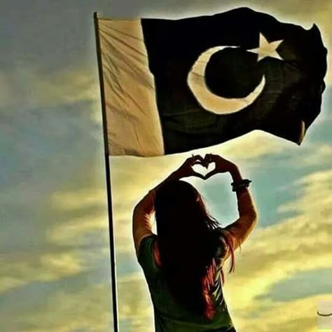 ❤ Pakistan National Day, Pakistan Flag Wallpaper, Pakistan Flag Images, Independence Day Dp, Pakistan Wallpaper, Pak Army Quotes, Independence Day Pictures, Pakistan Country, Happy Independence Day Pakistan