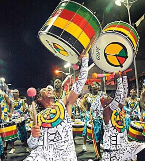 So looking forward to seeing them again this year at Carnaval. Olodum Salvador Bahia  #carnival #carnaval #bahia #salvador Samba Drums, Carnaval Salvador, Brazilian Carnival, Learn Brazilian Portuguese, Brazilian Samba, Brazil Culture, Living In Brazil, Carnaval Costume, Brazil Carnival