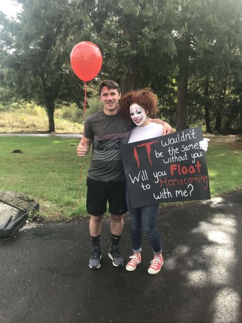 Promposal Ideas For Him Funny, Halloween Homecoming Proposal, Halloween Dance Proposal, Horror Movie Promposal, Tv Girl Promposal, Funny Promposal, Halloween Dance Proposal Ideas, Funny Promposal Ideas, Funny Promposals