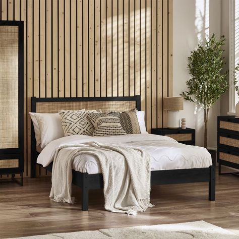 😍NEW ARRIVAL! 😍 Transform your bedroom into a stylish retreat with the Padstow Ottoman & Rattan Bed in Oak or Black. This beautifully crafted bed brings a touch of sophistication with its minimalist design and contemporary flair. Explore Today https://tinyurl.com/mr3444mj #bedroom #furniturestores #OTTOMANBED #rattanlovers #oakavia #decor #homedecor Wooden King Size Bed, Rattan Bedroom, Wooden Double Bed, Rattan Bed, Rattan Headboard, Ottoman Bed, Wood Bedroom, Woven Rattan, Beds & Bed Frames