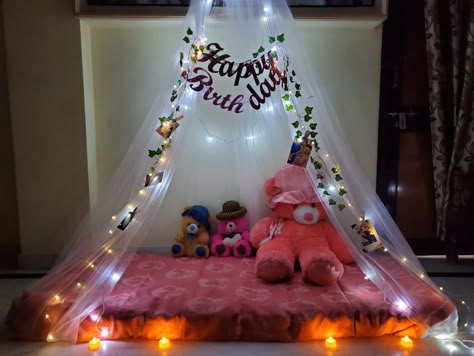 Birthday evening canopy decoration Canopy Birthday Decoration At Home, Birthday Room Ideas, Canopy Birthday Decoration, Plants As Centerpieces, Easy Room Makeover, Canopy Decor, Birthday Celebration Ideas, Room Makeover Ideas, Surprise Birthday Decorations