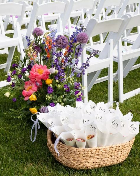 One of our favorite ideas for the end of a spring wedding ceremony is having the guests toss dried flower petals to congratulate the newly weds!💐✨ Planner: @eventiqueagency Photographer: @s.searsonphotography Floral & Event Design: @theshowplaceny Flower Petal Toss Wedding Aisle, Wedding Flower Petals Toss, Petal Toss Station, Wedding Ceremony Petal Toss, Petal Toss Wedding Basket, Flower Toss Wedding, Petal Toss Sign, Throw Flower Petals At Wedding, Spring Wedding Ceremony