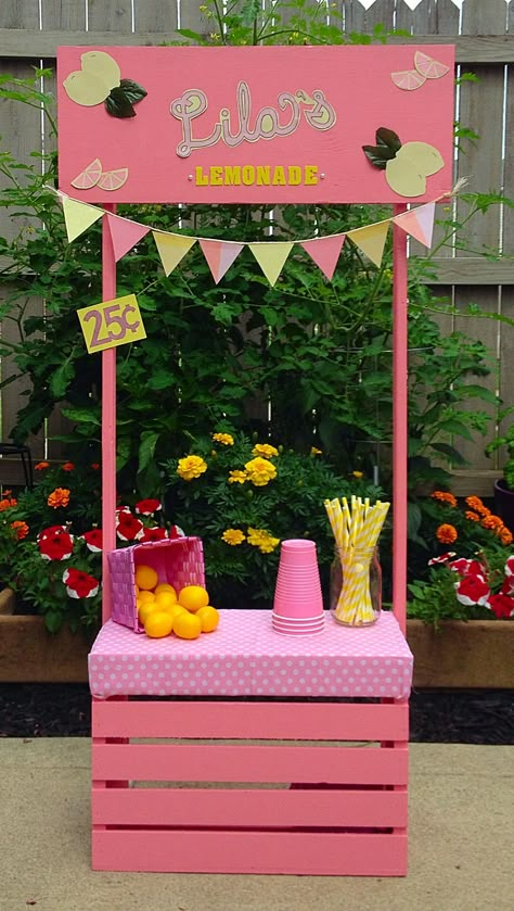 Stall Decoration Ideas, Daycare Rooms Setup, Kids Play Store, Pink Lemonade Stand, Pink Lemonade Birthday Party, Lemonade Birthday Party, Kids Lemonade Stands, Tutti Frutti Birthday Party, Stall Decorations