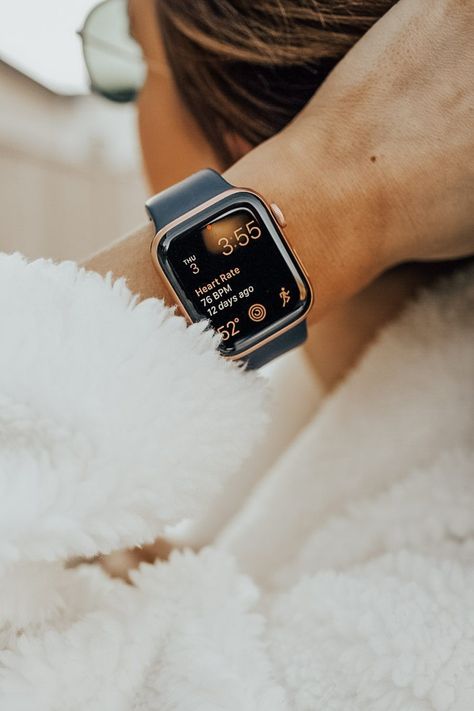 wellness wednesday: answering all apple watch questions! - Lauren Kay Sims Apple Watch Price, Accessory Drawer, Apple Watch Colors, Lauren Kay Sims, Custom Watch Faces, Apple Watch Fashion, Apple Watch Face, Best Apple Watch, Good For The Soul