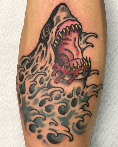 Water Skull Tattoo, Traditonal Tattoo, School Reference, Tattoo Catalog, Shark Tattoo, Shark Tattoos, Dark Tattoo, American Traditional Tattoo, Dope Tattoos