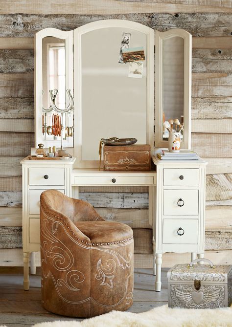 The Junk Gypsies, a.k.a. sisters Amie and Jolie Sikes, are known for taking found items and turning them into one-of-a-kind treasures, but now the gals are trying their hands at furniture, home decor, accessories and more in a brand-new collection for PBteen. Vanity Antique, Cowboy Home Decor, Shabby Chic Bedroom, Trendy Makeup, Western Home Decor, Country Style Homes, Chic Bedroom, Decor Guide, Country House Decor