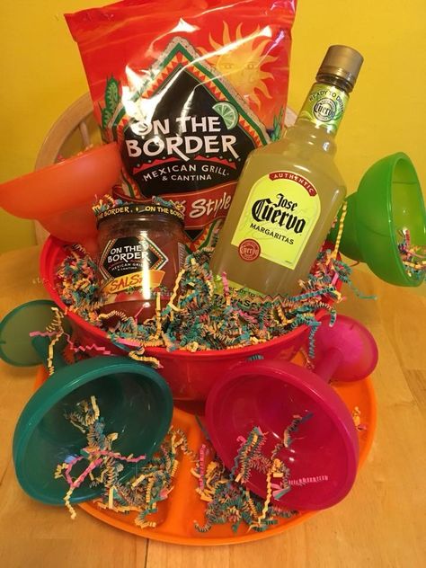 Fiesta Gift Baskets, Fiesta Gift Basket, Fiesta Themed Gift Basket, Mexican Themed Gift Basket, Fiesta Theme Raffle Basket, Goodie Bag Gift Ideas, Mexican Baskets, Chinese Auction, Auction Gift Basket Ideas