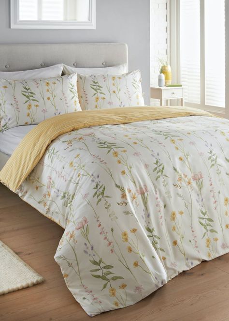 Bed Sheet Painting Design, Percale Duvet Cover, Bed Cover Design, Sage Green Bedroom, Sheet Painting, Redecorate Bedroom, Bedding Ideas, Dorm Ideas, Room Makeover Bedroom