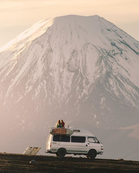 Sprinter Van Life, Van Life Essentials, Van Life Aesthetic, Vans Aesthetic, Van Travel, Life Essentials, Camping Aesthetic, Travel Van, Van Design