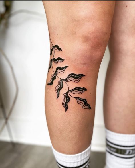 Elbow Side Tattoo, Negative Space Band Tattoo, Trad Leg Tattoos Women, Women Tattoo Above Knee, Knee Arch Tattoo, Leg Fern Tattoo, Bold Lines Tattoo, Foliage Leg Tattoo, Knee Adornment Tattoo