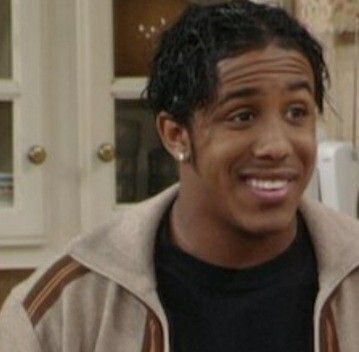 Marques Houston as a teenager Marques Houston 90s, Janet Jackson 2000s, Roger Sister Sister, Houston Texas Black Culture, Marques Houston, Whitney Houston Grammy, Malcom Young Ac Dc, We Dont Talk, Black Actors