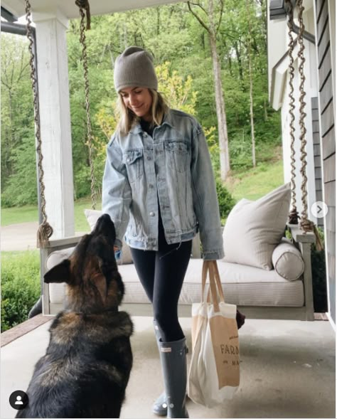 Kristin Cavallari's Jean Jacket | Big Blonde Hair Kristin Cavallari Hair, Kristin Cavallari Instagram, Kristin Cavallari Style, Kristen Cavallari, Black Leather Jeans, Girls Wearing Hats, Cold Fashion, Madewell Jacket, Oversized Jean Jacket