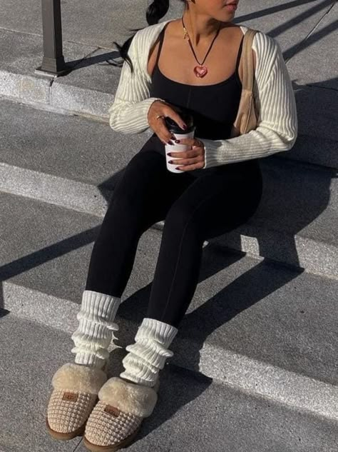 black leggings, leg warmers, and UGG slippers Ugg Outfits, Chic Style Inspiration, Slides Outfit, Thanksgiving Outfit Ideas, Thanksgiving Outfit Women, Cute Thanksgiving Outfits, What To Wear Fall, Thanksgiving Outfits, Perfect Thanksgiving