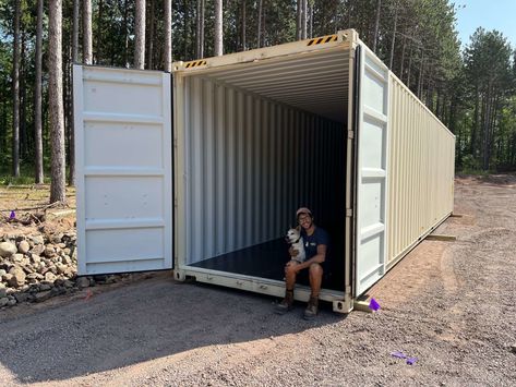 ⛟🛠️ Looking for container garages to store your gear? Find out how to turn a shipping container garage into a tool shop or storage space. Modern Storage: How a Shipping Container Can Be Your New Garage and Shop #ShippingContainer #DIYGarage #StorageHacks Storage Container Shop, Shipping Container For Storage, Diy Shipping Container Shed, Shipping Container Exterior Ideas, Shipping Container Sheds Garages, Storage Container Garage, Container Garage Ideas, Storage Container Shed, Shipping Container Storage Ideas