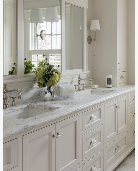 Curved Countertop, Bathroom 2023, Coastal Blues, Beautiful Master Bathrooms, Happy First Day Of Spring, Timeless Bathroom, House Bathrooms, Primary Bathroom, Bathroom Redesign