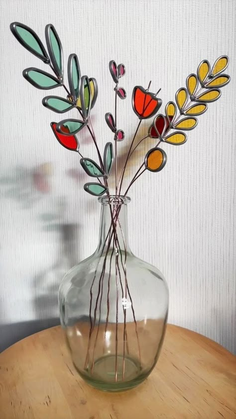 Glass Flower Bouquet, Stained Glass Flower, Stained Glass Patterns Free, Stained Glass Decor, Stained Glass Suncatchers, Stained Glass Flowers, Wildflower Bouquet, Stained Glass Diy, Stained Glass Crafts