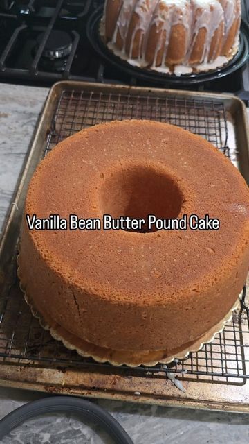 Lakeisha Dixon on Instagram: "Vanilla Bean Pound Cake 

#reels #video #homemade #sweets #desserts #baking #bakingfromscratch #recipes #recipecards #ebook #sweets" Vanilla Bean Pound Cake, Cake Reels, Pound Cake Recipes Easy, Butter Pound Cake, Baking Goods, Icing Frosting, Homemade Sweets, Reels Video, Pound Cake Recipes