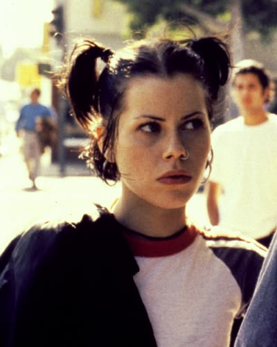 90s Grunge Hair Short, Nancy Downs, Fairuza Balk, 90s Grunge Hair, Short Grunge Hair, 90s Hairstyles, Grunge Hair, Soft Grunge, 가을 패션