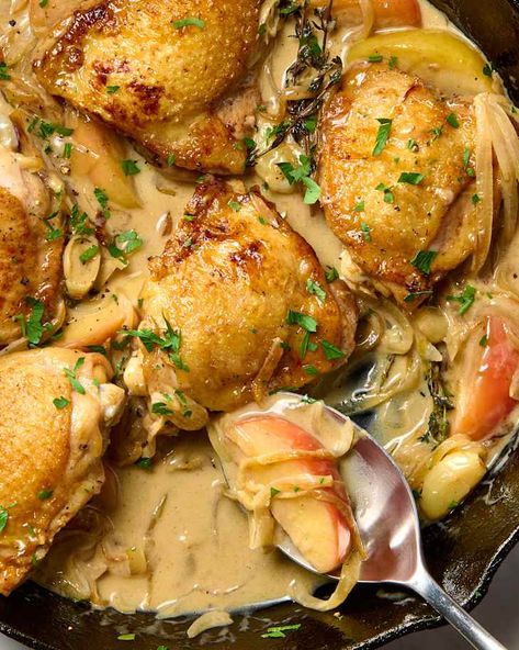 One-Pan Chicken with Apples Recipe | The Kitchn Chicken With Apples, Apple Cider Vinegar Chicken, Apple Chicken, Skillet Dishes, One Pan Chicken, Skillet Dinners, Garlic Butter Chicken, Garlic Butter Sauce, Fall Dinner Recipes