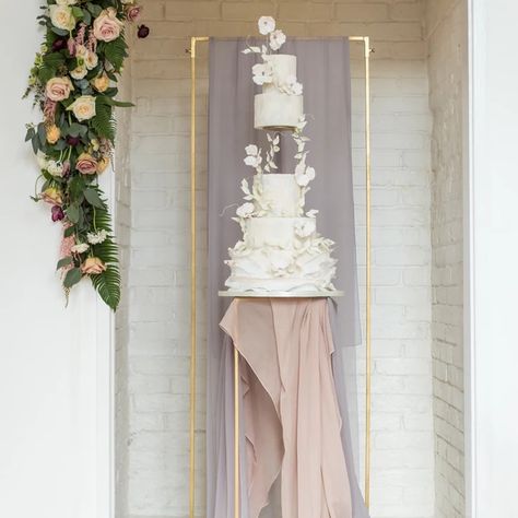 Wedding Table Centre Hire | Party Squared | ESSEX Cake Stand Backdrop, Wedding Cake Plinth, Cake Plinth Display, Wedding Cake Booth, Stand Cake Design, Cake Area Decoration, Cake Backdrop Ideas, Wedding Cake Backdrop Ideas, Wedding Cake Semi Naked