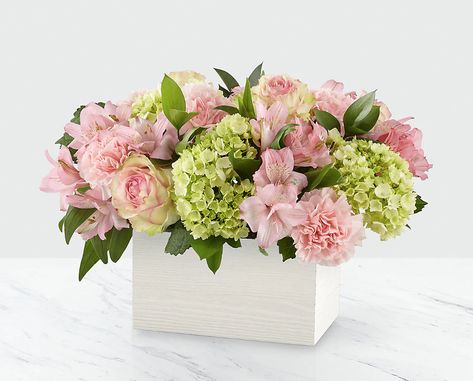 image Wedding Flower Arrangements Fall, Mothers Day Plants, Pink Flower Arrangements, Graduation Flowers, Flowers For Mom, Floral Projects, Mother's Day Bouquet, Mother's Day Flowers, Diy Bouquets