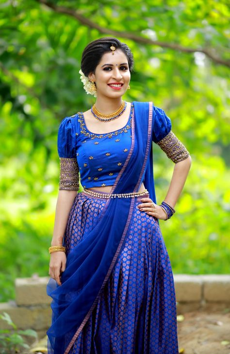 Hindu Engagement Dress Kerala, Kerala Engagement Dress, Long Skirt Top Designs, Kerala Saree Blouse Designs, Long Blouse Designs, Designer Anarkali Dresses, Lehenga Saree Design, Half Saree Lehenga, Long Gown Design