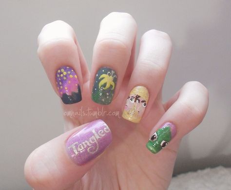 Tangled nails Braves Nails, Disney Inspired Nails, Nail Time, Nail Art Disney, Nail Blog, Disney Nails, Nail Art Galleries, Cool Nail Designs, Nail Paint