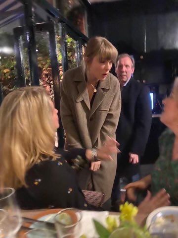 Taylor Swift News, Restaurant In London, Blonde Cat, Estilo Taylor Swift, All About Taylor Swift, Swift 3, Live Taylor, Taylor Swift 13, Taylor Swift Pictures