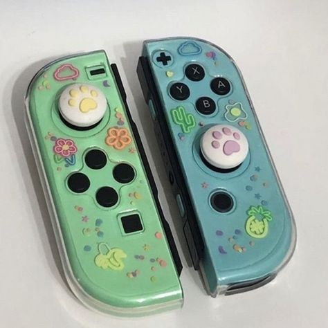 Nintendo Switch Aesthetic, Switch Aesthetic, Deco Pastel, Video Game Controllers, Nintendo Switch Case, Gamer Room Decor, Nintendo Switch Accessories, Game Controllers, Gamer Room