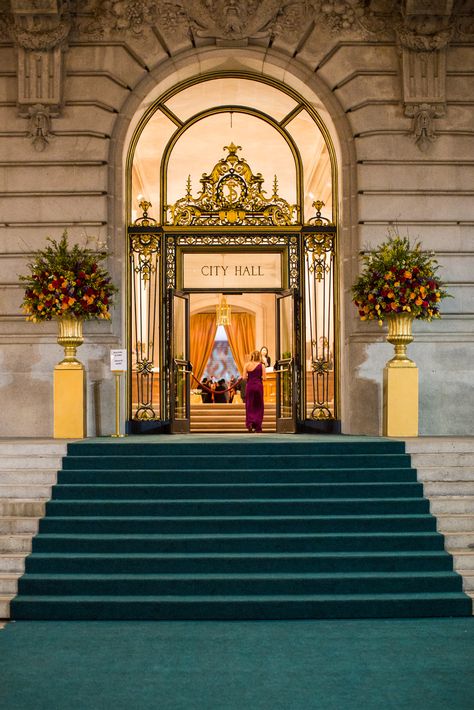 Grand Entrance Door, Hotel Outside Entrance, Hotel Entrance Design Exterior, Mall Entrance Design Architecture, Palace Entrance Hall, 5 Star Hotel Entrance, Grand Hotel Entrance, Entrance Hall Public Building, Event Entrance