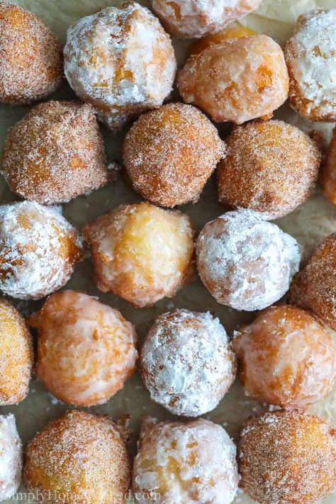 Homemade Donut Holes (3 flavors) Homemade Donut Holes, Pudding Sauce, Bread Pudding Sauce, Sugar Donuts Recipe, Baked Donut Holes, Cinnamon Sugar Donut Holes, Sour Cream Donut, Homemade Donut, Donut Hole Recipe